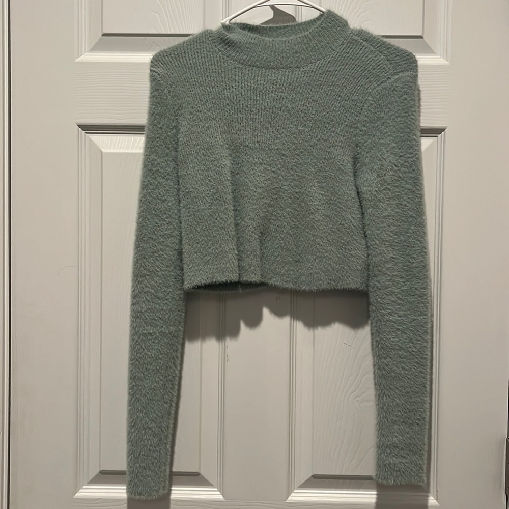 Kendall & Kylie Cropped Sweater